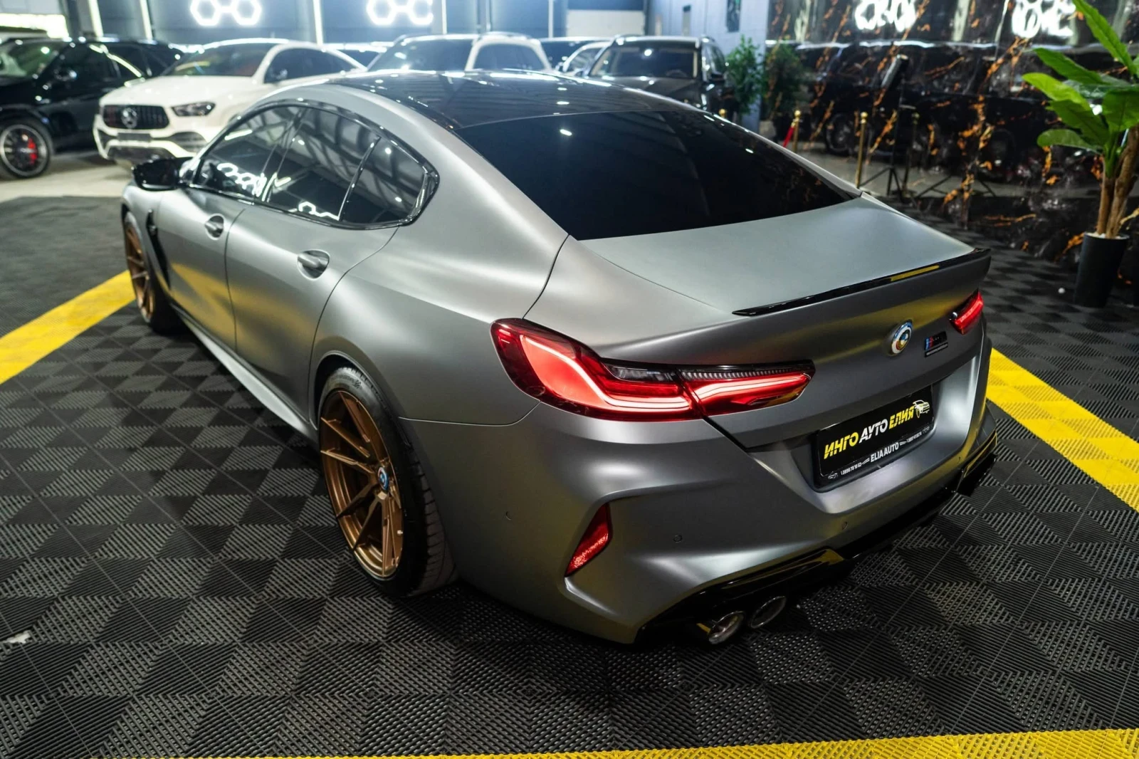 BMW M8 COMPETITION CARBON CERAMIC LED B&W ЛИЗИНГ 100%, снимка 7 - Автомобили и джипове - 55679150
