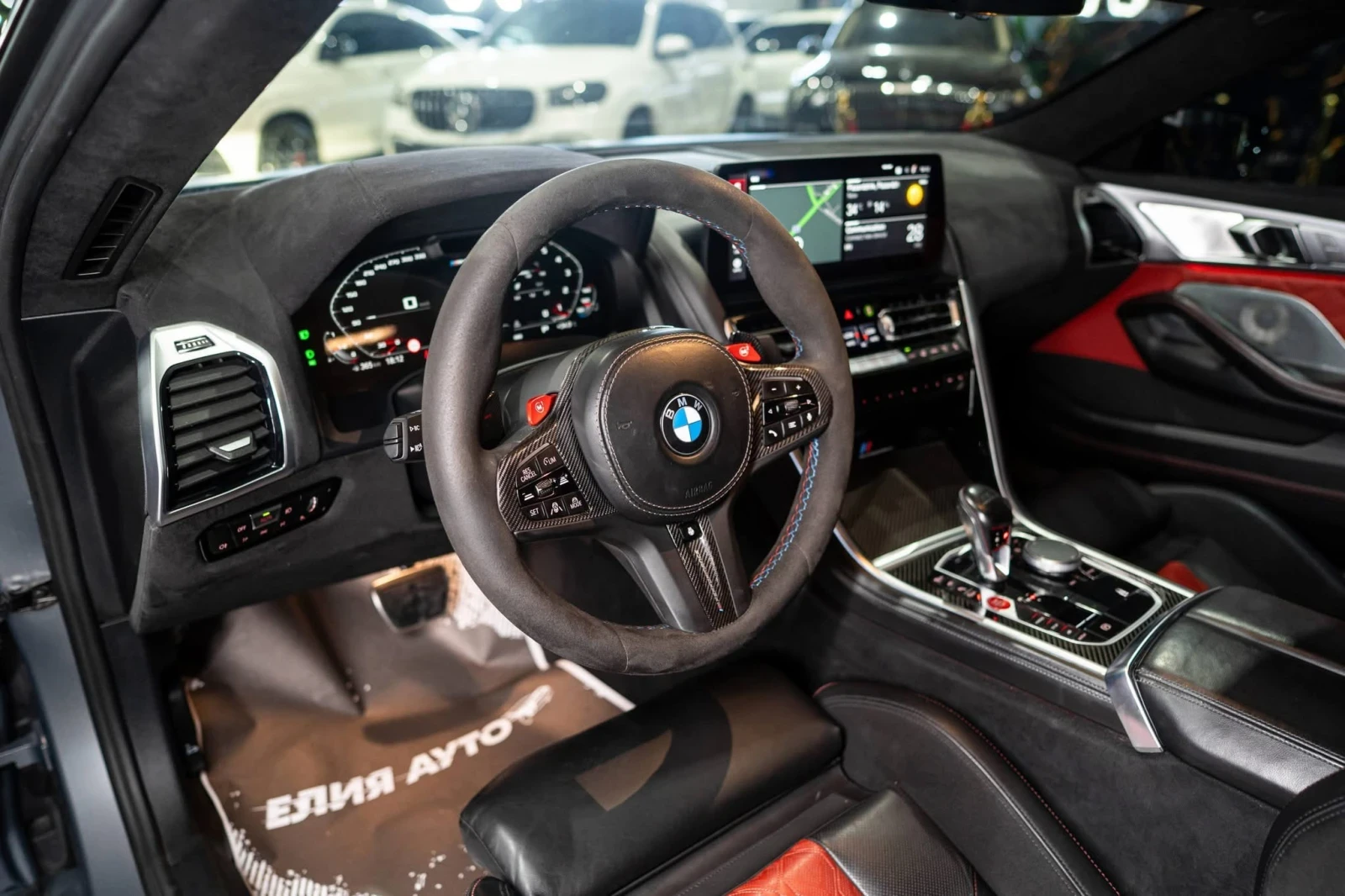 BMW M8 COMPETITION CARBON CERAMIC LED B&W ЛИЗИНГ 100%, снимка 12 - Автомобили и джипове - 55679150