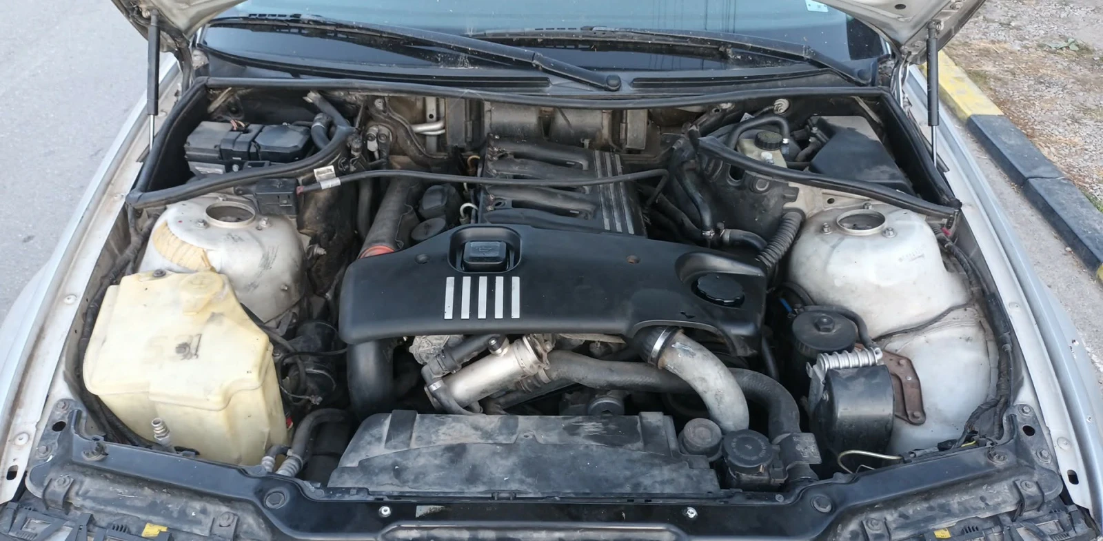 BMW 320 НА ЧАСТИ, снимка 4 - Автомобили и джипове - 55811278