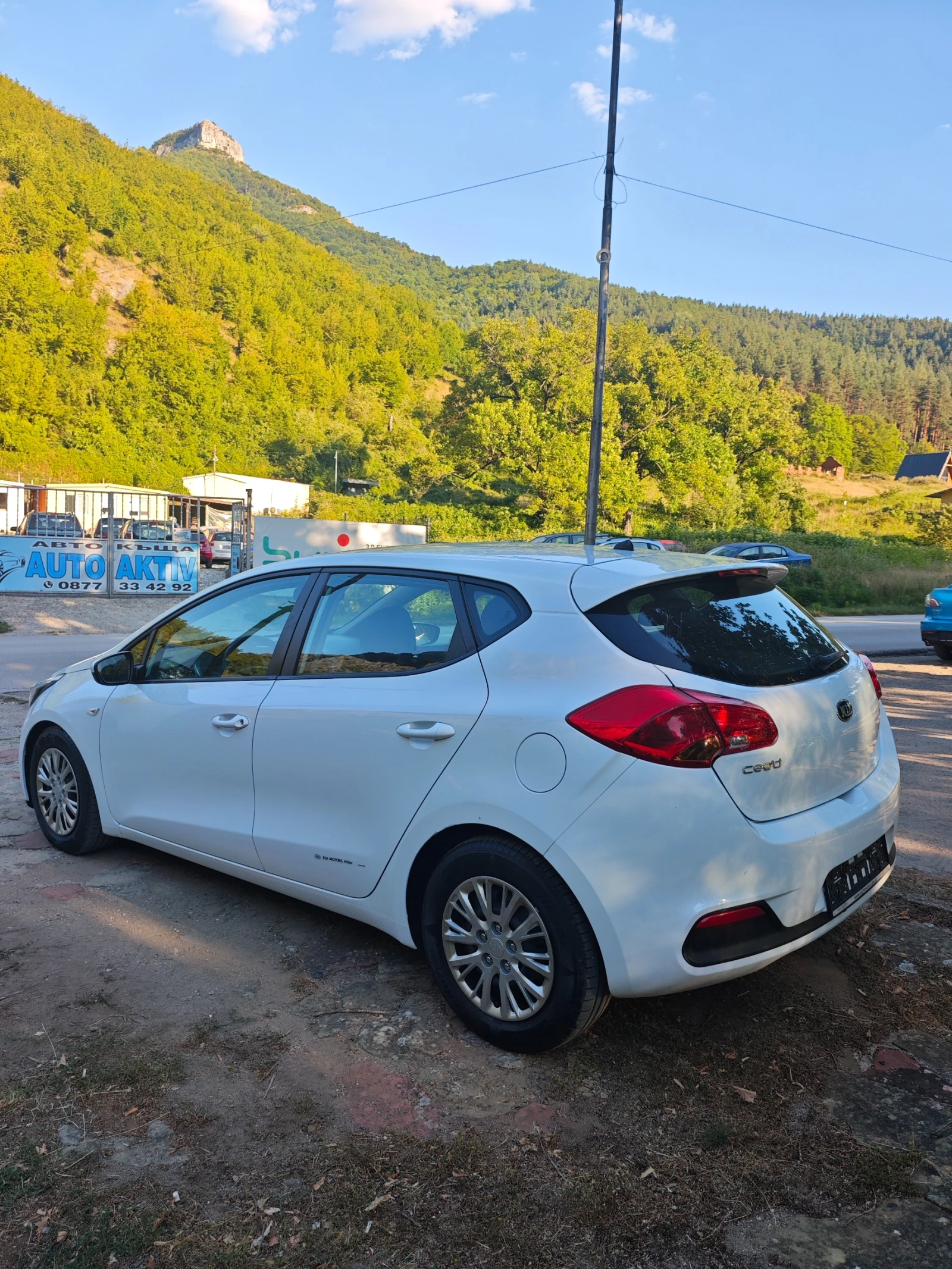 Kia Ceed 1.4I НОВ ВНОС, снимка 6 - Автомобили и джипове - 55898011