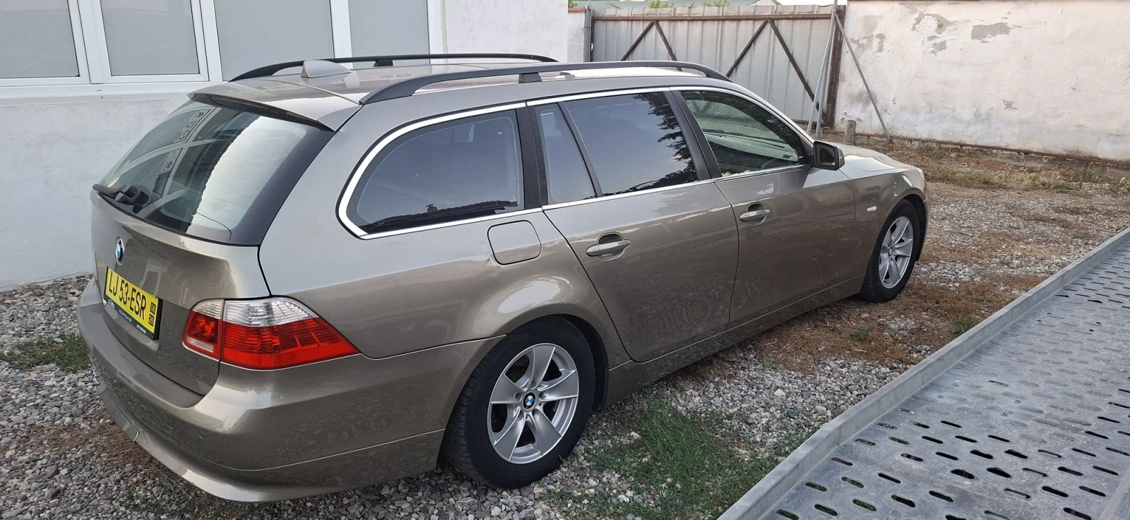 BMW 525, снимка 10 - Автомобили и джипове - 55904786