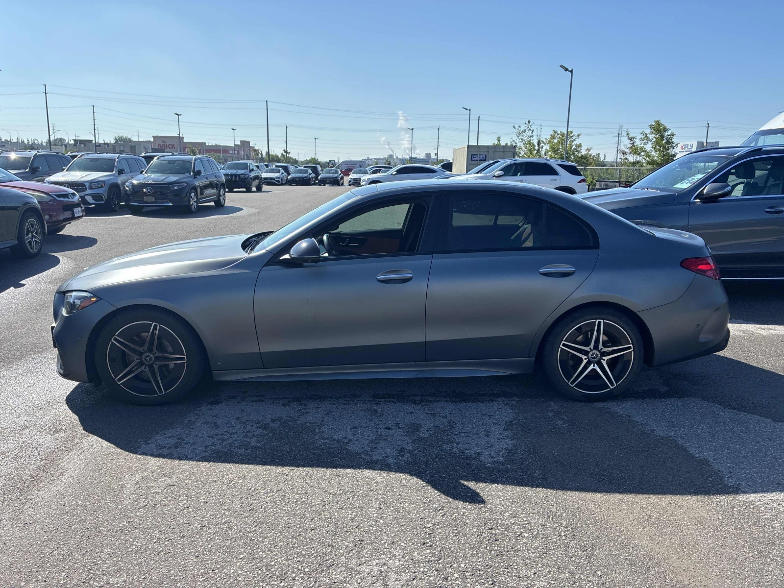 Mercedes-Benz C 300 / Distronic / 360 / Клип на мотора / Carfax, снимка 2 - Автомобили и джипове - 55993413