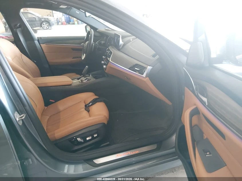 BMW 540 3.0L TURBO, 335HP* ВИДЕО НА МОТОР* CARFAX, снимка 11 - Автомобили и джипове - 56152492
