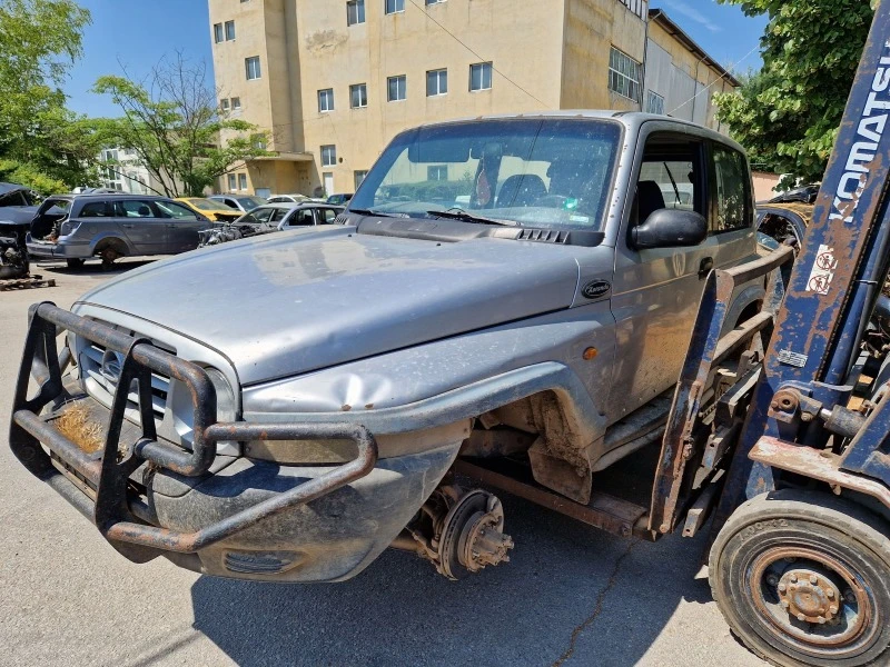 SsangYong Korando 2.3TD, снимка 3 - Автомобили и джипове - 41471493