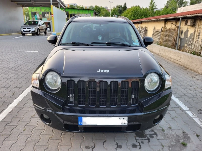 Jeep Compass 2.4 (170 кс) 4x4, снимка 2 - Автомобили и джипове - 47219188