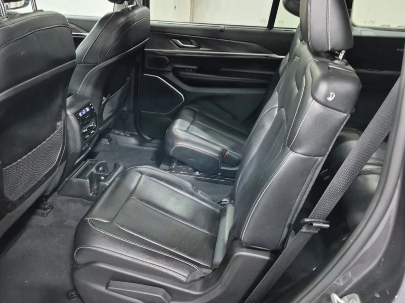 Jeep Grand cherokee * LIMITED * 4Х4* * 7-МЕСТЕН* * ПРЕДЕН ПОДГРЕВ* , снимка 12 - Автомобили и джипове - 53374975