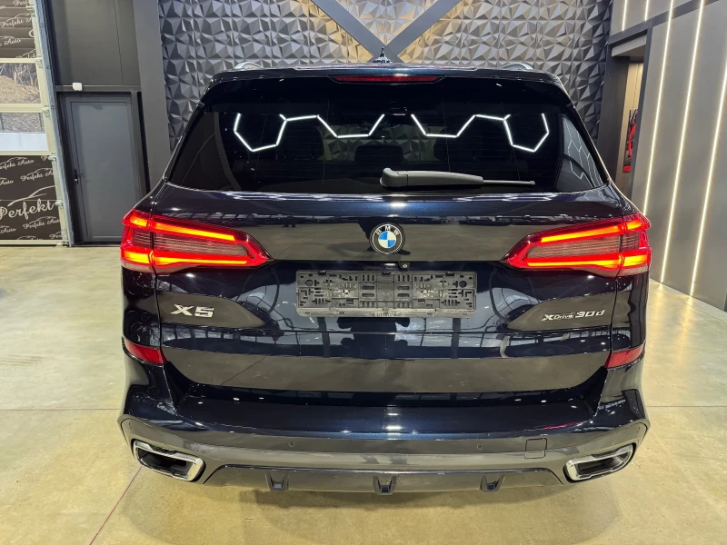 BMW X5 30d xDrive * M PACKET * ПАНОРАМА * LED * , снимка 4 - Автомобили и джипове - 53469670