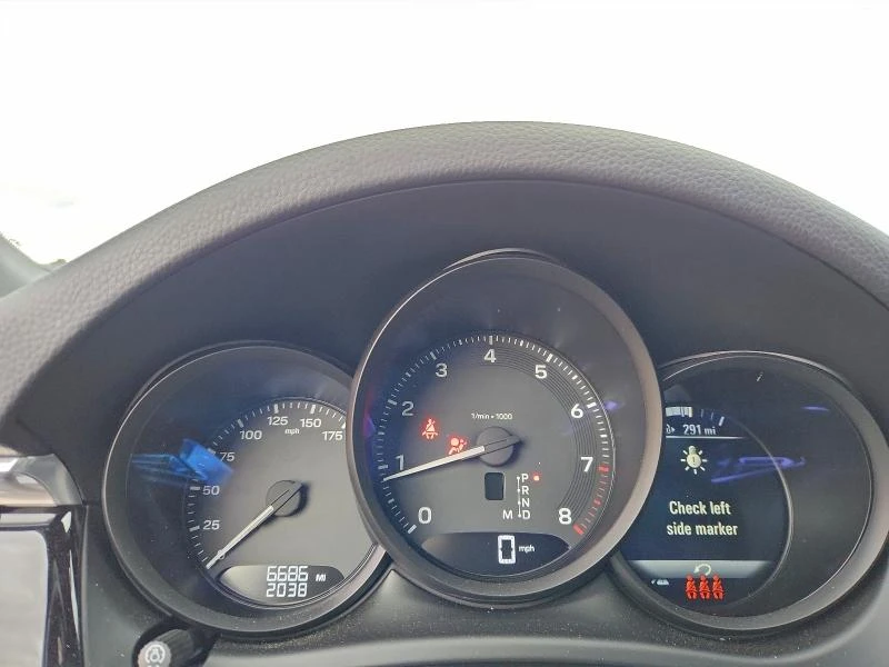 Porsche Macan * BASE* КУПИ СЕГА* ФИКС.ЦЕНА* , снимка 9 - Автомобили и джипове - 53110400