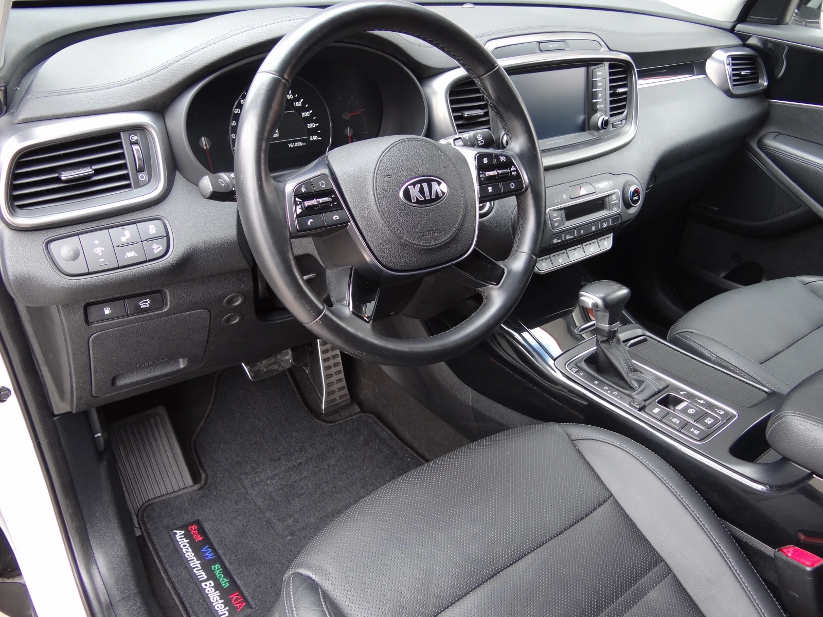 Kia Sorento 2.0crdi/GT-Line/4x4/AUTO/KOJA/Camera360/DISTRONIK/ - изображение 8