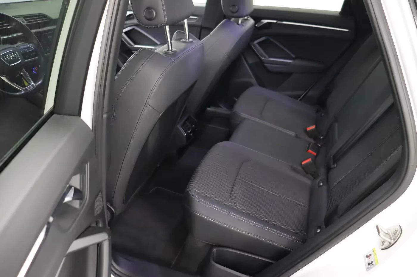 Audi Q3 45TFSIe/S-LINE/245HP/ACC/CAM/AMBI/CARPLAY/BSA/829f | Mobile.bg   14