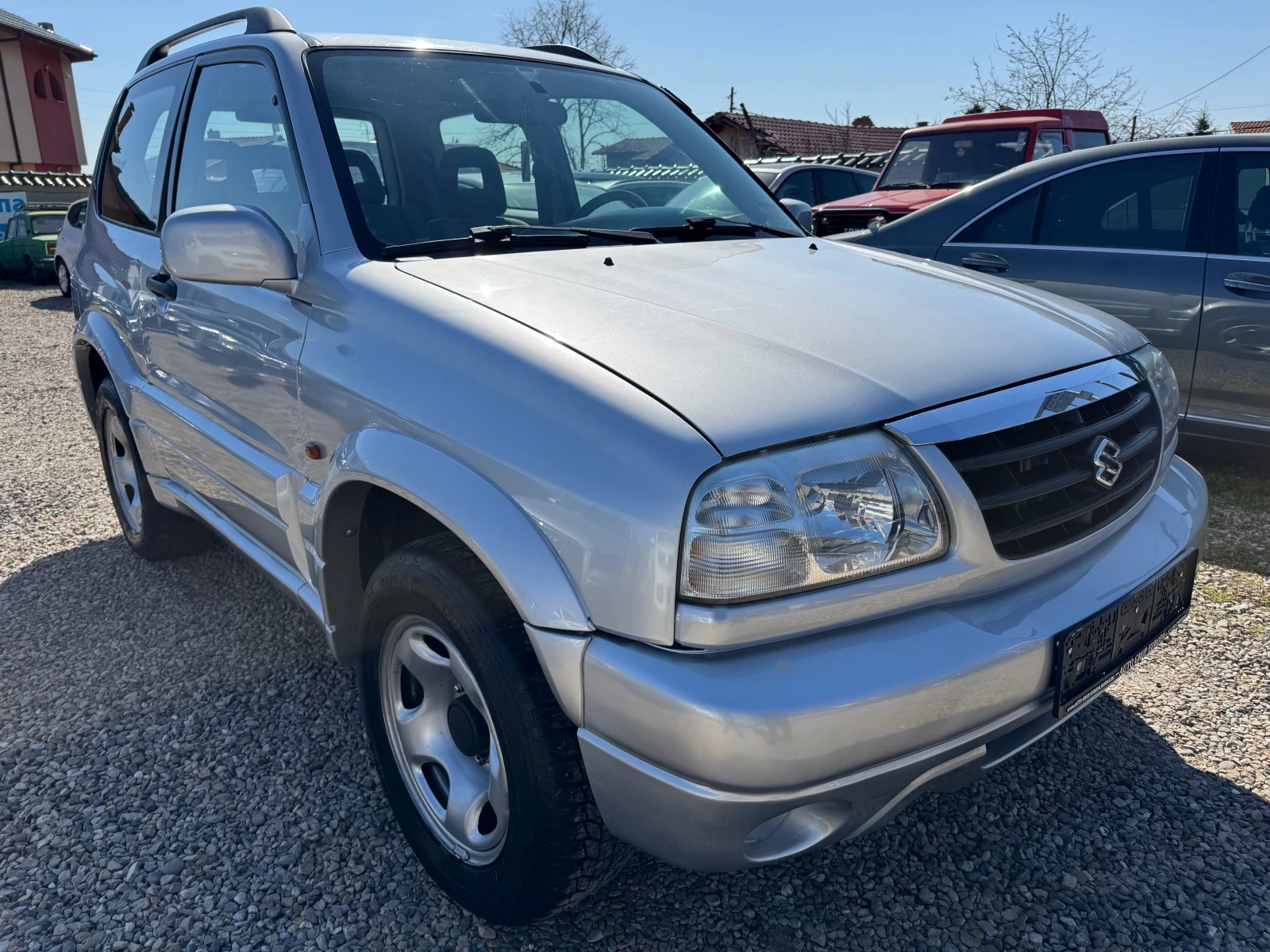 Suzuki Grand vitara 1.6i 94kc, снимка 2 - Автомобили и джипове - 53747787