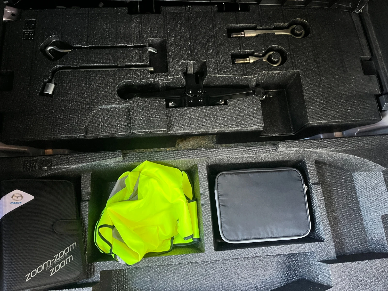 Mazda CX-5 2.0i - 6 скорости, снимка 10 - Автомобили и джипове - 53852564