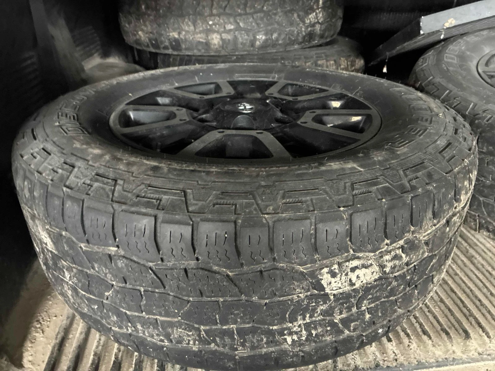 Toyota Tundra Crewmax � ����������� & ���� ������ | Mobile.bg � ����������� 7