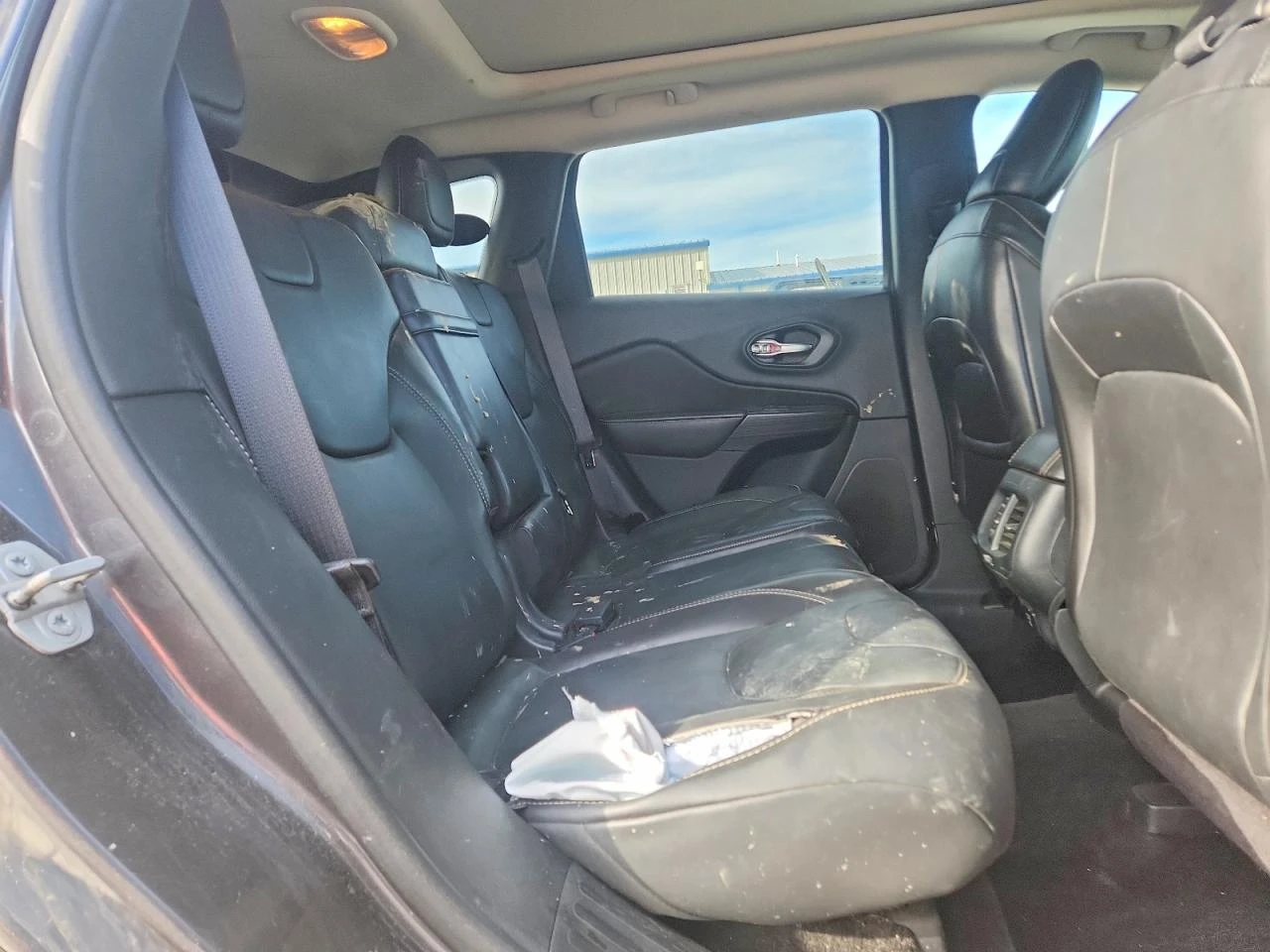 Jeep Cherokee 3.2l Limited, снимка 11 - Автомобили и джипове - 54323882