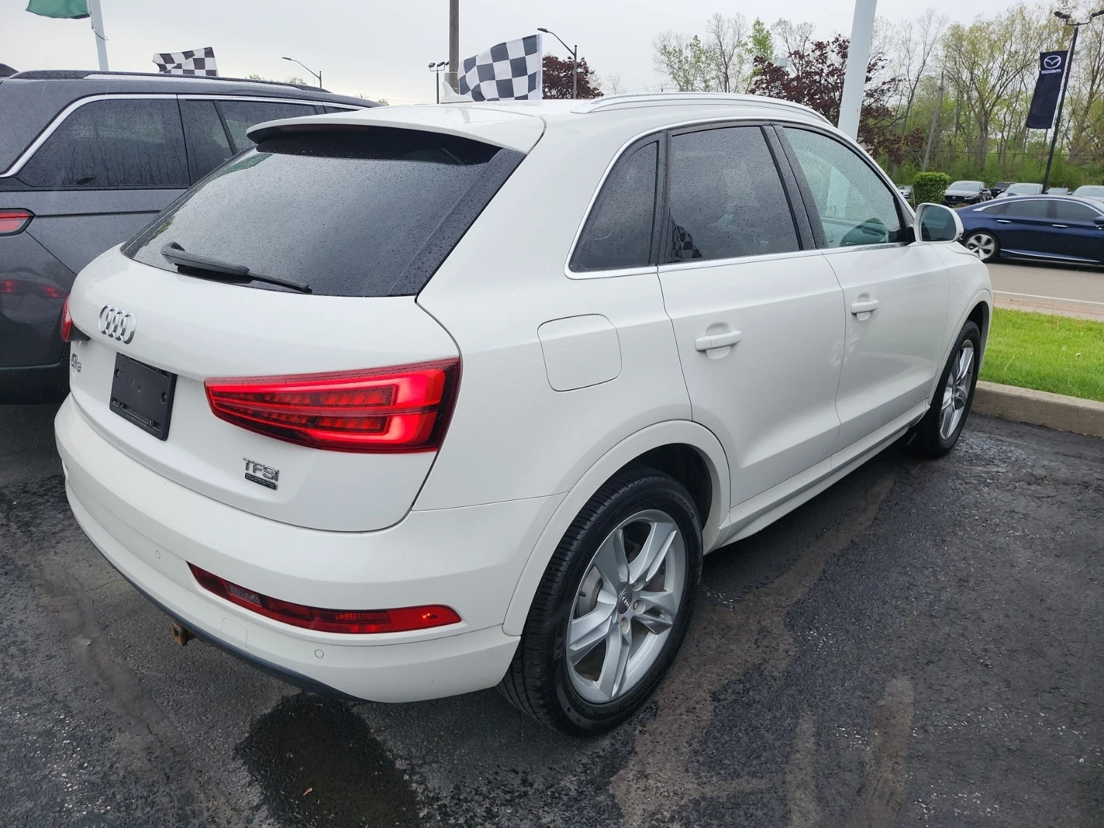 Audi Q3 2.0T* Quattro* Progressiv* ����� �����* �������� | Mobile.bg � ����������� 3