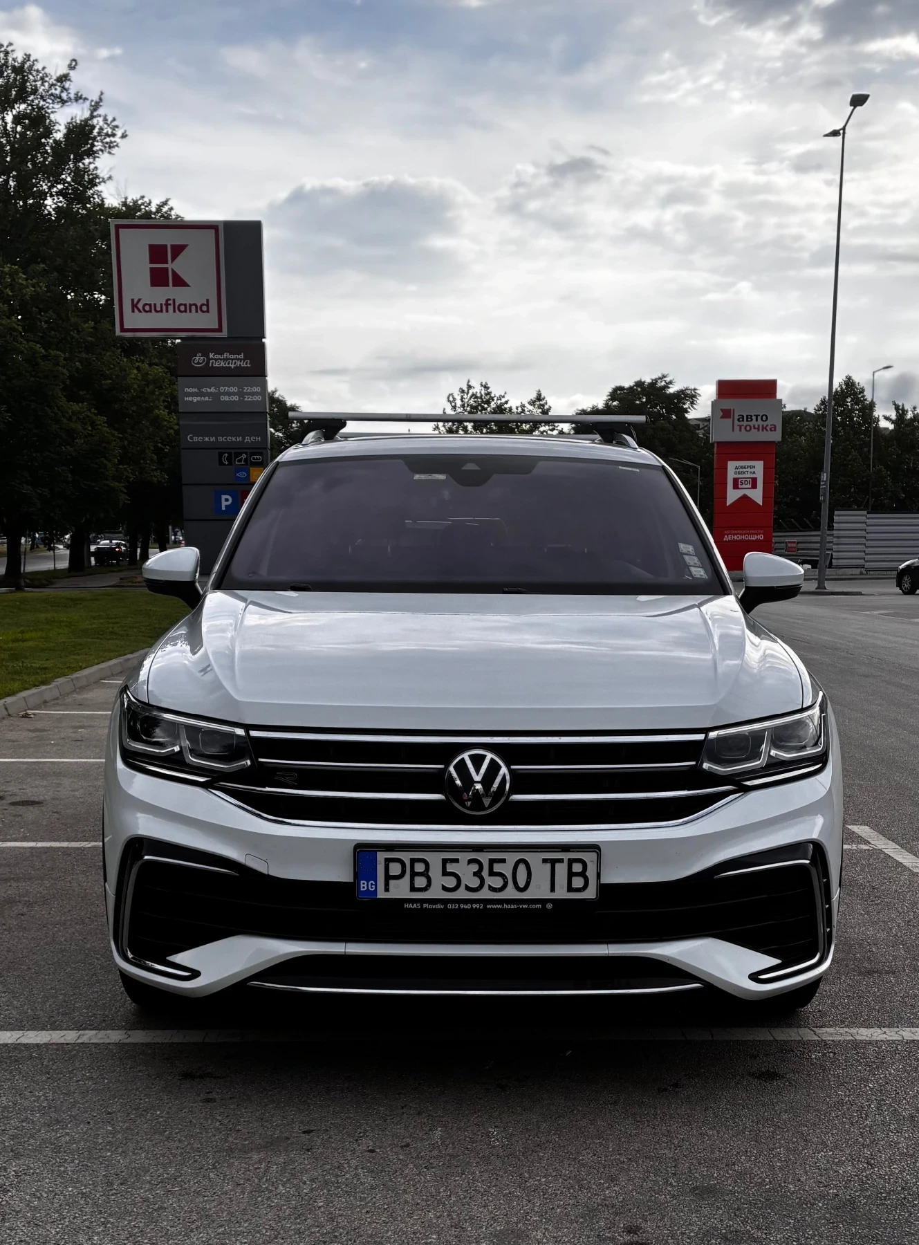 VW Tiguan Allspace Allspace R-line 4-motion още 30 месеца гаранция