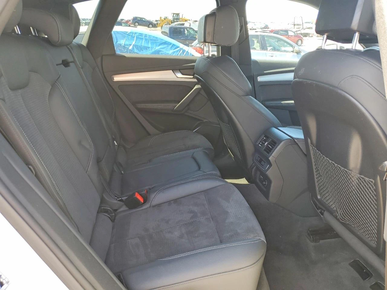 Audi Q5 2.0l E Premium Plus, снимка 11 - Автомобили и джипове - 55093922