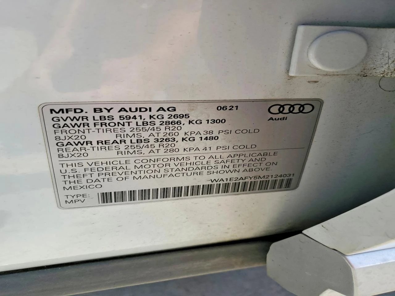 Audi Q5 2.0l E Premium Plus, снимка 13 - Автомобили и джипове - 55093922
