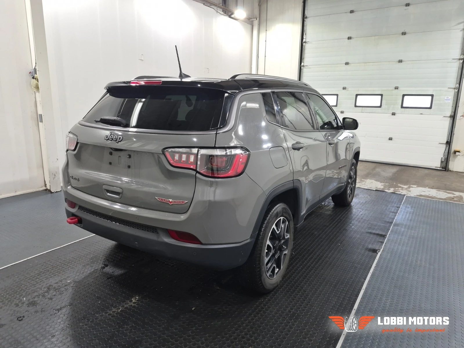 Jeep Compass, снимка 3 - Автомобили и джипове - 55928626