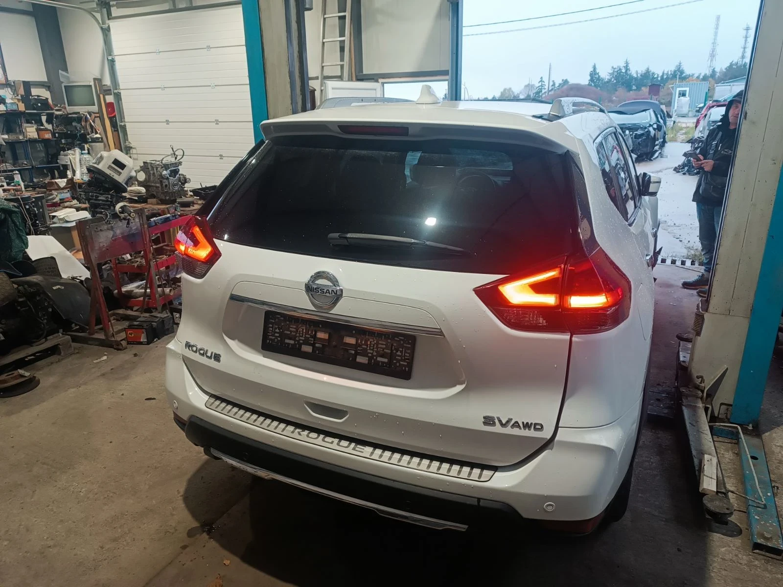 Nissan Rogue 2.5i  QR, снимка 4 - Автомобили и джипове - 56713224