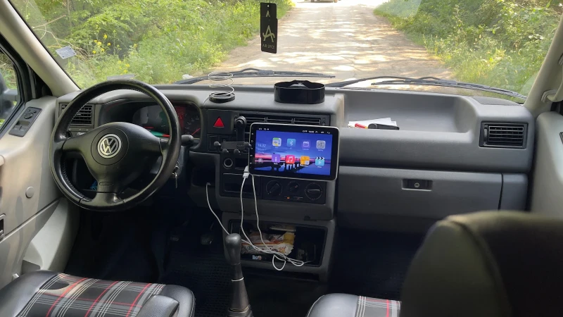 VW T4 2.5, снимка 9 - Бусове и автобуси - 52598086