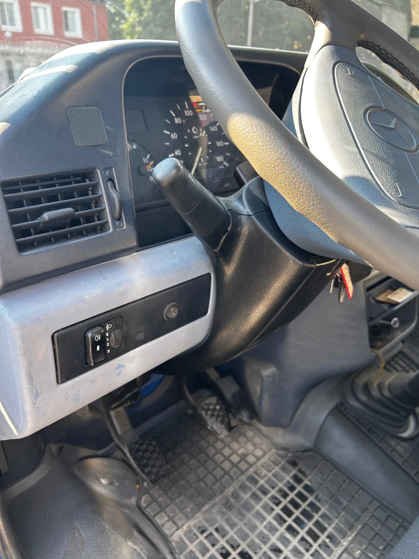 Mercedes-Benz 412   | Mobile.bg   11