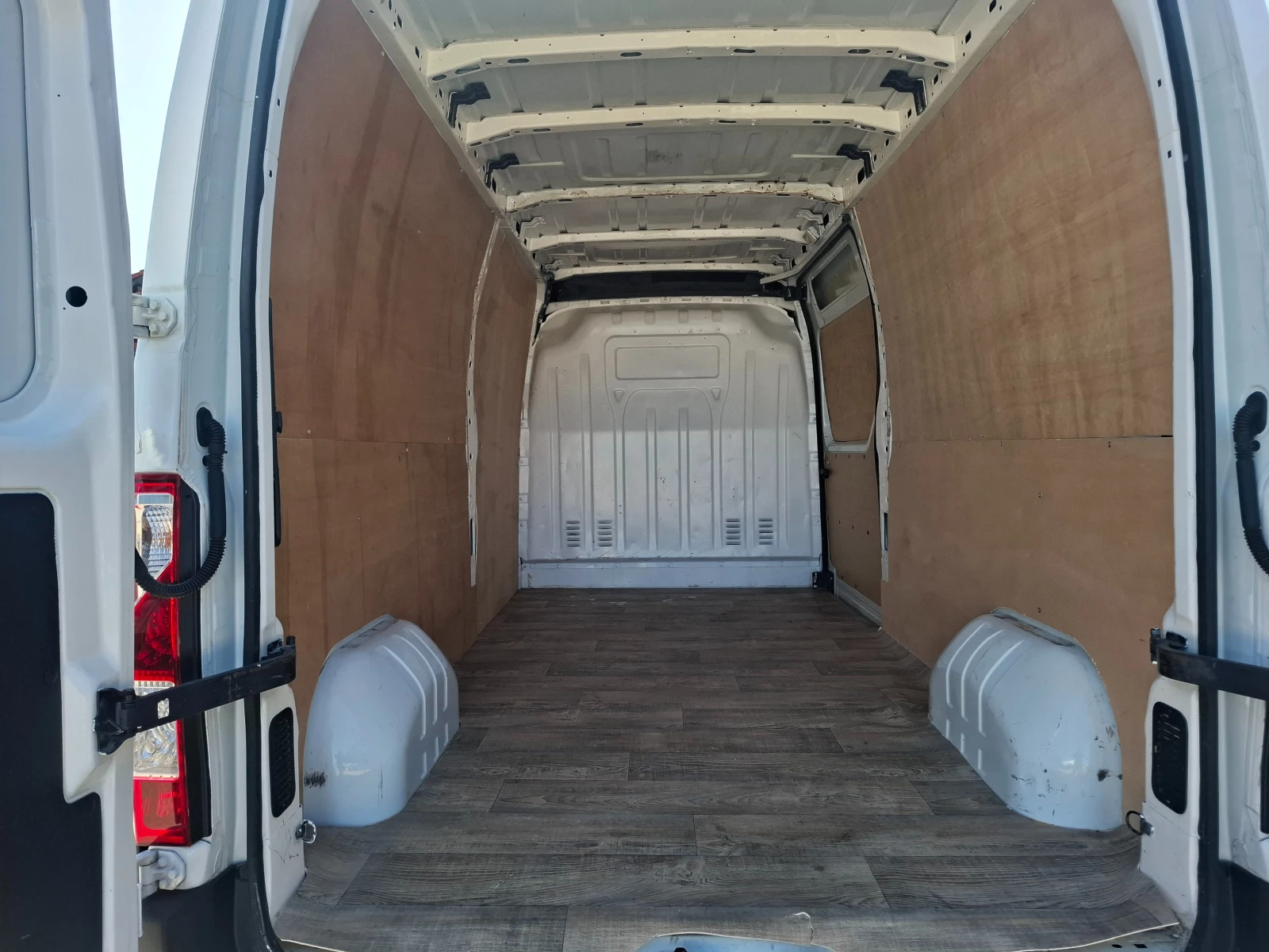 Renault Master 2.3 L3/H2 Климатик, снимка 10 - Бусове и автобуси - 53822427