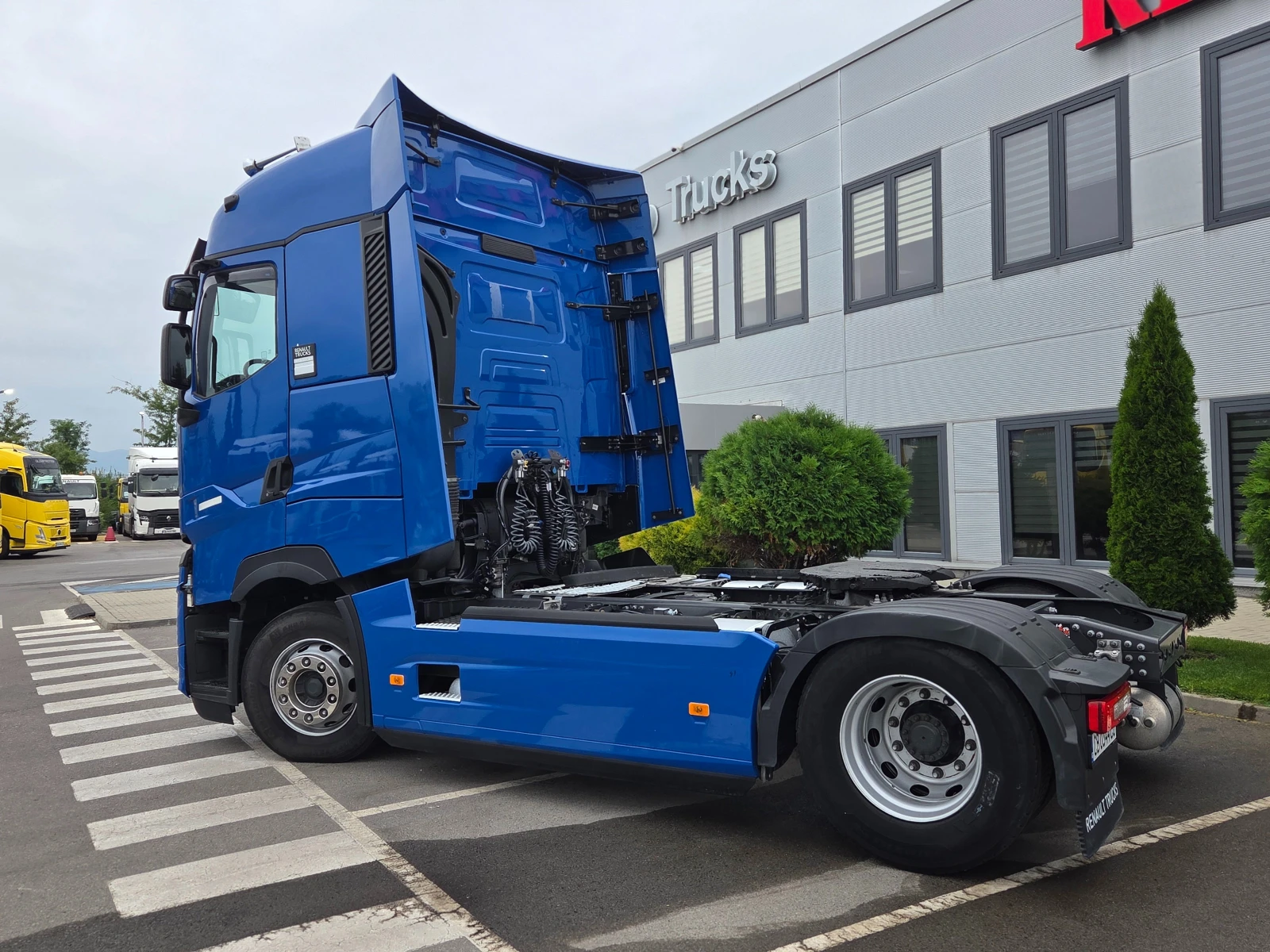 Renault T Собствен лизинг - изображение 4
