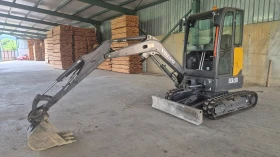      Volvo ECR 25  