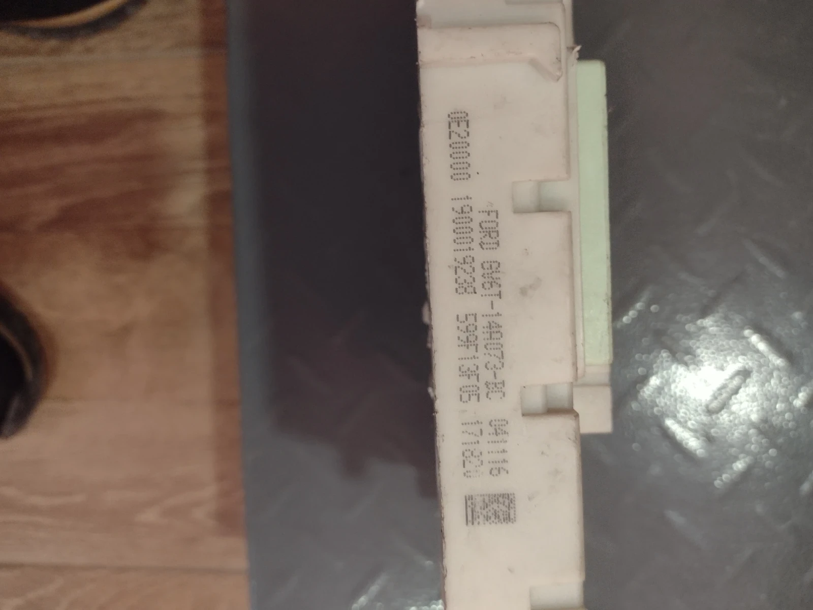 BV6T14A073BC    FORD  97RI010012   116RA000084 FoMoCo  BV6T-14A073-BC | Mobile.bg   3