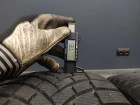 Гуми Зимни 235/55R17, снимка 8