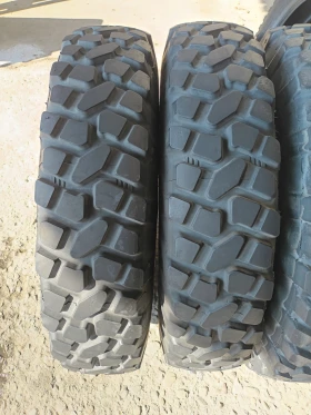 Гуми, снимка 7