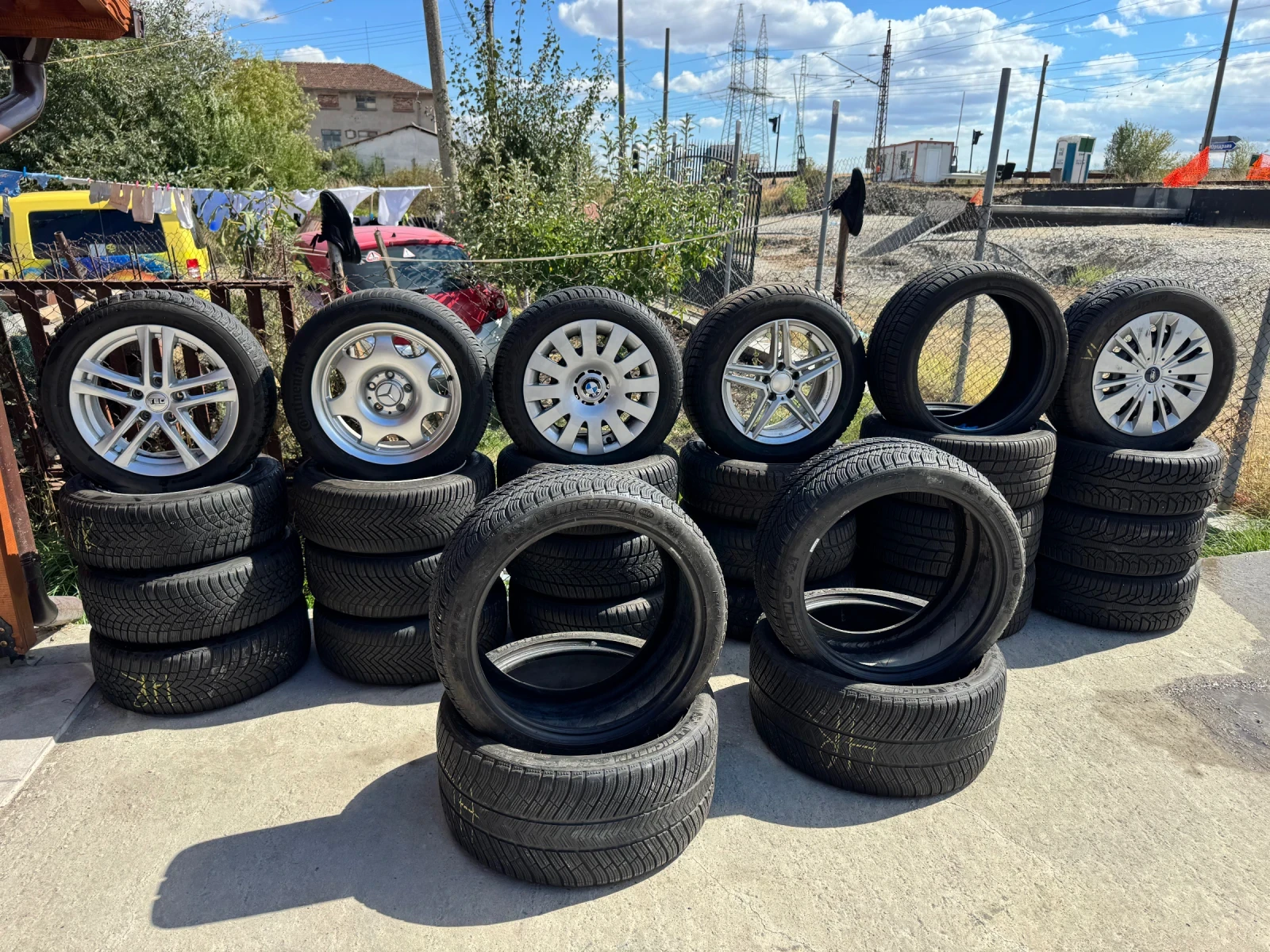 Гуми с джанти Dunlop 205/55R16, снимка 2 - Гуми и джанти - 56211658