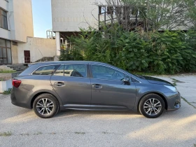 Toyota Avensis 2.0i AUTOMATIC SWISS, снимка 3