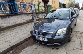 Toyota Avensis 2.2, снимка 1