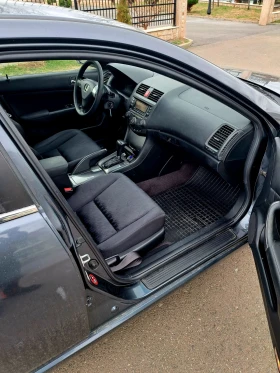 Honda Accord 2.0 климатроник  - 3000 € / 5867.49 лв. - 47006390 10