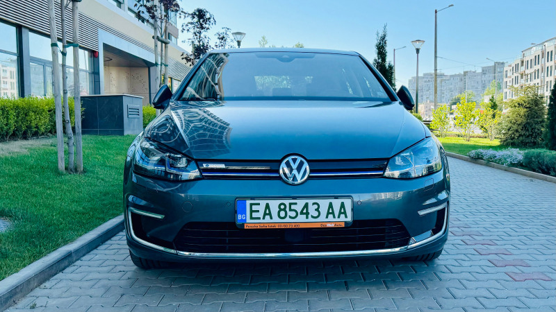 VW Golf E-Golf-Face-Гаранция-Термопомпа-Дигитално табло, снимка 1 - Автомобили и джипове - 46450497