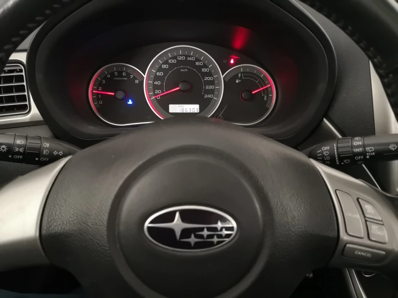 Subaru Impreza 2.0R AWD, снимка 10 - Автомобили и джипове - 47414556