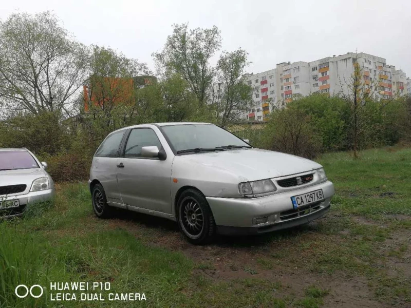 Seat Ibiza 1800, снимка 2 - Автомобили и джипове - 47800378