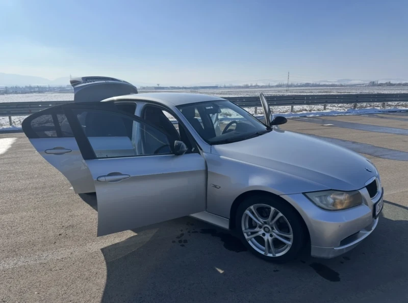 BMW 320 E90, снимка 14 - Автомобили и джипове - 49214724