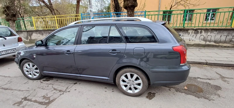 Toyota Avensis 2.2, снимка 2 - Автомобили и джипове - 49531002