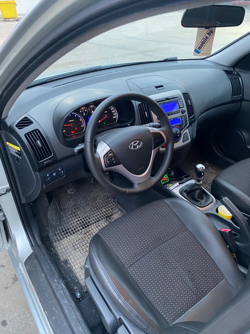 Hyundai I30 1.6crdi, снимка 6 - Автомобили и джипове - 49601686