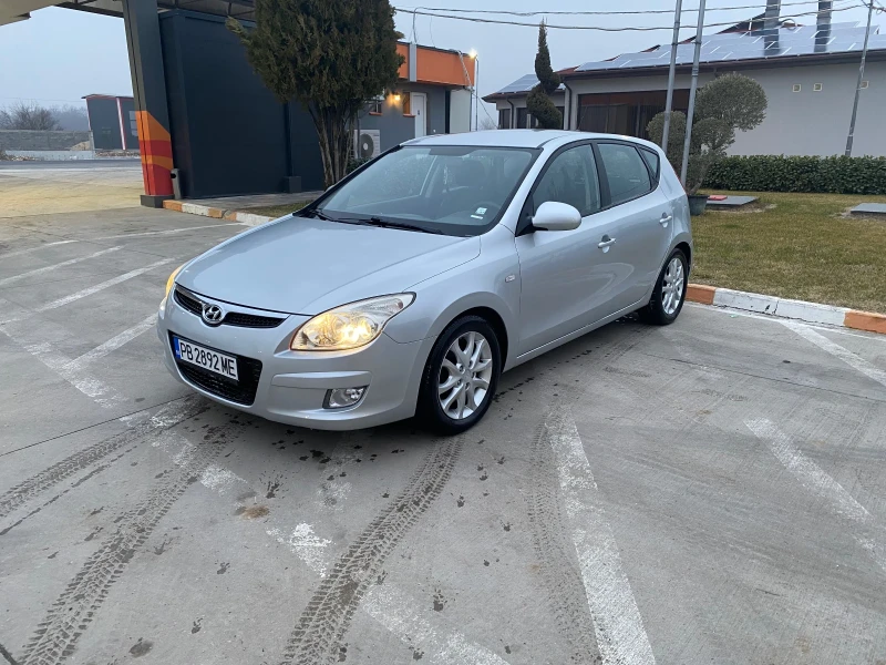 Hyundai I30 1.6crdi, снимка 1 - Автомобили и джипове - 49601686