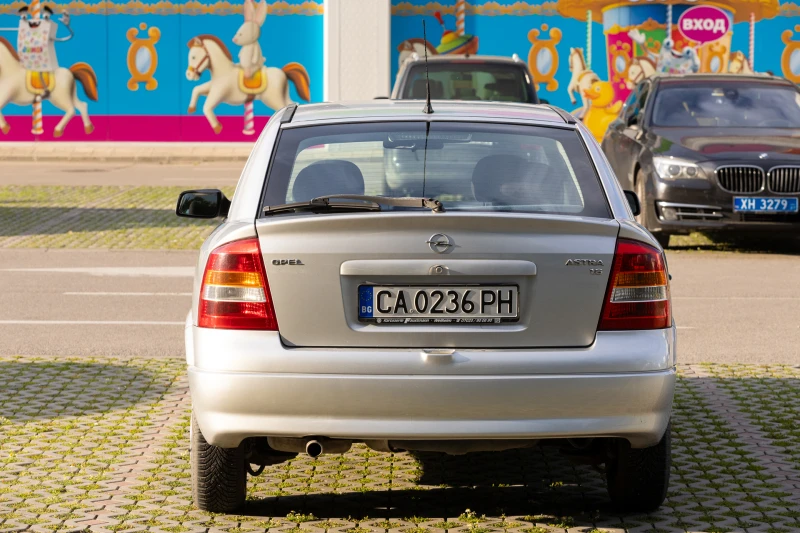 Opel Astra G 100 1.6 АВТОМАТИК, снимка 5 - Автомобили и джипове - 52095319