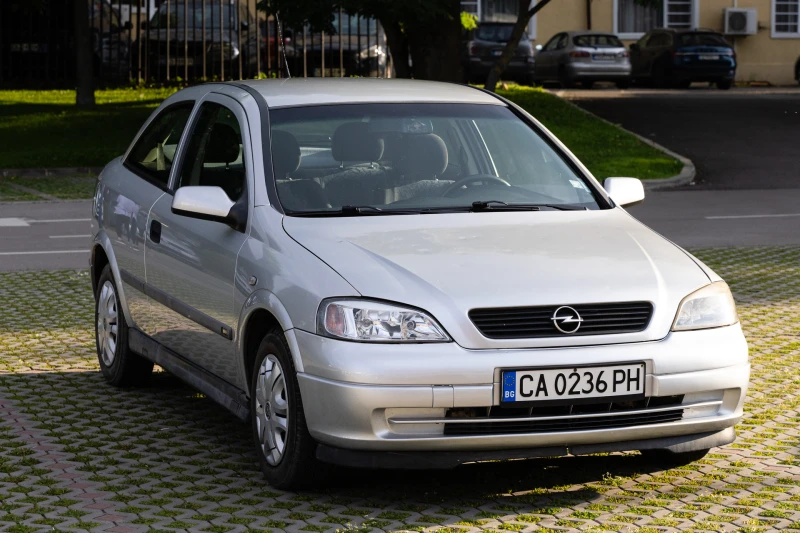 Opel Astra G 100 1.6 АВТОМАТИК, снимка 2 - Автомобили и джипове - 52095319