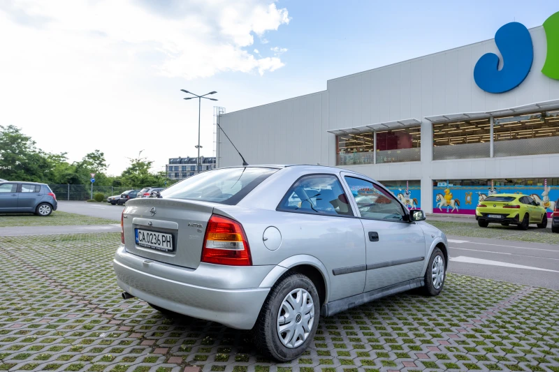 Opel Astra G 100 1.6 АВТОМАТИК, снимка 8 - Автомобили и джипове - 52095319