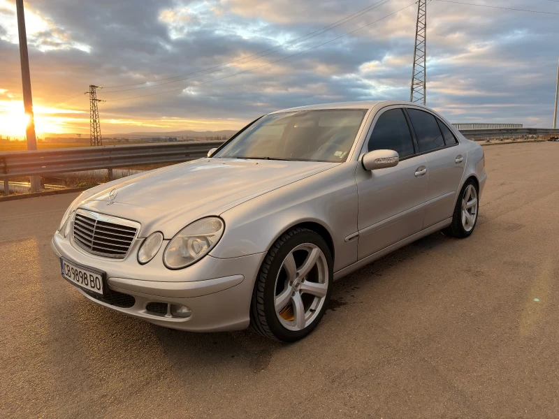 Mercedes-Benz E 200 kompressor, снимка 3 - Автомобили и джипове - 52489335