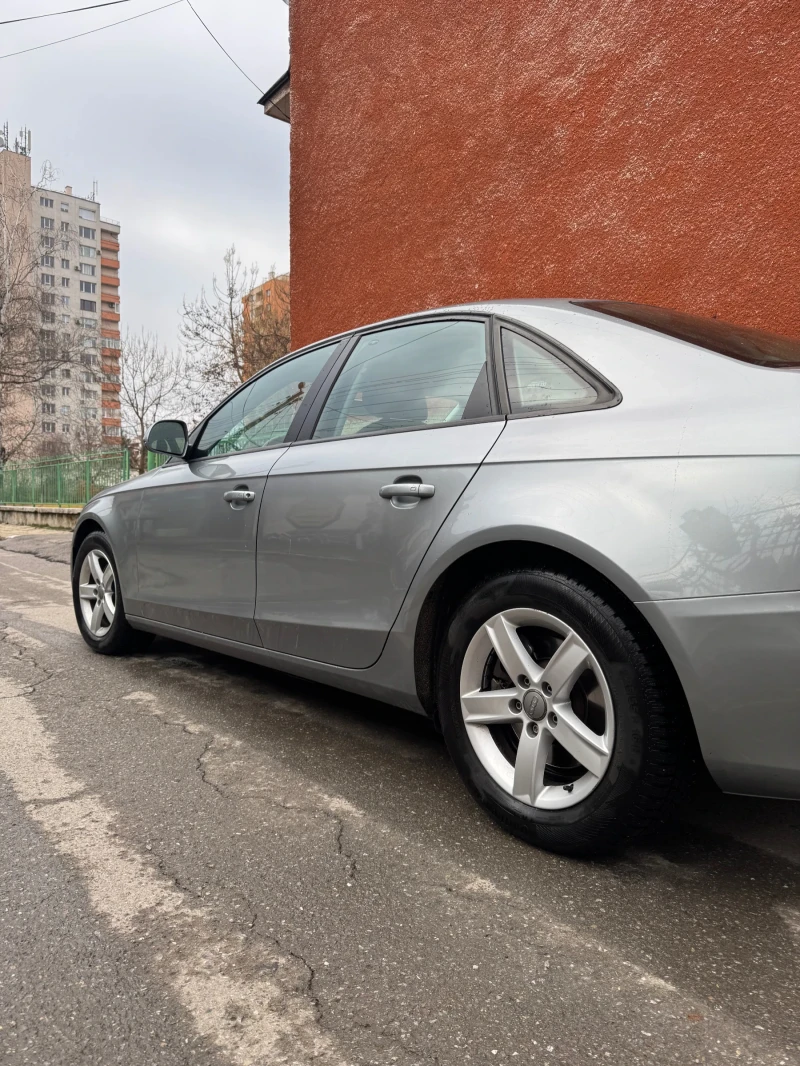 Audi A4 1.8TFSI, снимка 5 - Автомобили и джипове - 52884417