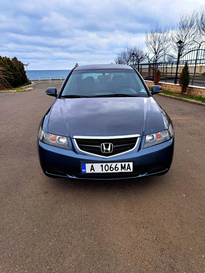 Honda Accord 2.0 климатроник , снимка 2 - Автомобили и джипове - 53175937