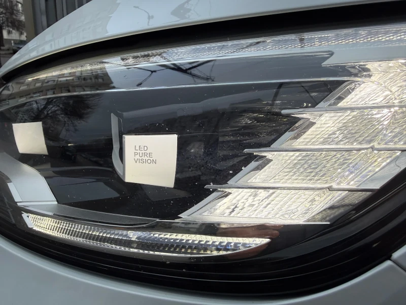 Renault Scenic 1.3Tce-140к.с* Intens* Автоматик* , снимка 14 - Автомобили и джипове - 53266398